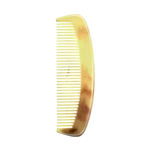 Manufacturers Wholesale Natural Cow Horn Comb China Handicraft Friendly Tooth Horn Hair Comb