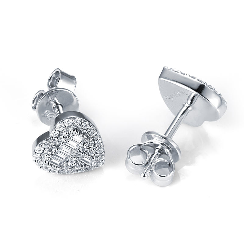 ต่างหูเงินแท้ 925 ประดับมอยซาไนต์