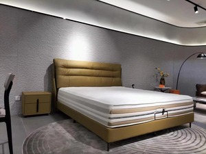 Luxury Modern Soft Double King-<b>Size</b> Upholstered <b>Bed</b> Wholesale Hotel Bedroom Furniture Set Storage Luxury Pine Fabric Carton <b>Bed</b> - Product Image 2
