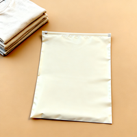 Sacs à fermeture éclair en PE pour sweats à capuche, design givré, personnalisables, accessoires vestimentaires durables avec impression offset, MOQ100