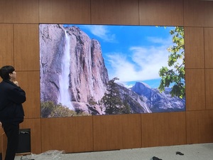 Pantalla LED P2 Silenciosa HD a Todo Color para Conferencias en Interiores, Panel de Video Wall LED para Promoción Empresarial - Product Image 3