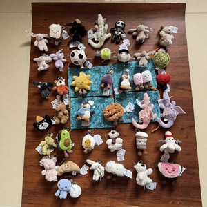 จี้รูปหมีเจลลี่แ<span class=keywords><strong>ค</strong></span>ทแบบแบนสำหรับตกแ<span class=keywords><strong>ต</strong></span>่งกระเป๋า พวงกุญแจ ของเล่นตุ๊กตาขนนุ่มพิเศษ สำหรับเด็กอายุ 7-14 ปี ของขวัญ - Product Image 3