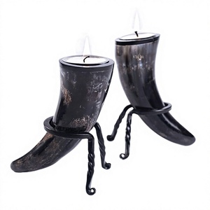 เชิงเทียนรูปทรงแตรทำมือพร้อมที่ยึดโลหะสำหรับตกแต่งบ้าน - Product Image 1