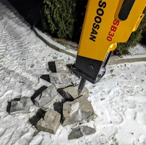 Martillo Hidráulico Modelo SB30 Silencioso con Motor, Cincel de 53 mm de Diámetro para Excavadoras de 2.5-4.5 Toneladas - Product Image 5