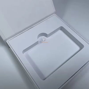 Caja de Empaque para Tarjetas de Crédito VIP de Lujo con Logotipo Personalizado de Alta Calidad, Caja de Regalo Rígida Blanca Mate Magnética, Cartón Ecológico - Product Image 4