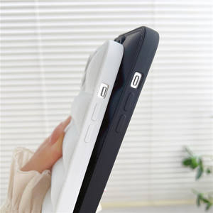 <span class=keywords><strong>2023</strong></span> nuevo diseño chaqueta acolchada funda de teléfono TPU para <span class=keywords><strong>iPhone</strong></span> 15 14 Pro Max 13 <span class=keywords><strong>12</strong></span> <span class=keywords><strong>Mini</strong></span> 11 XR XS Max X 8 7 Plus - Product Image 5