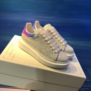 Nuevas Zapatillas Unisex de Suela Gruesa y Caña Alta con Diseño Degradado de Purpurina, Cordones de Diamantes de Imitación y Característica Desechable - Product Image 6