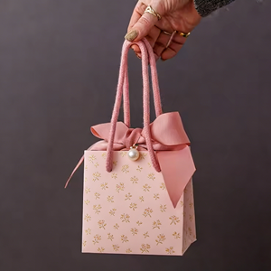 Custom <strong>Printed</strong> <strong>Logo</strong> <strong>Paper</strong> <strong>Bag</strong> Custom Boutique Luxury Shopping Gift <strong>Paper</strong> Gift Box <strong>Bags</strong> <strong>with</strong> Handle - Product Image 1