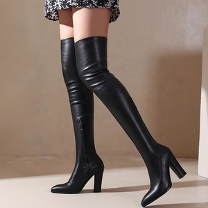 Bottes hautes extensibles pour femme, grande taille 48, talons carrés de 10 cm, bout pointu, élastiques, coupe large pour jambes fortes - Product Image 3