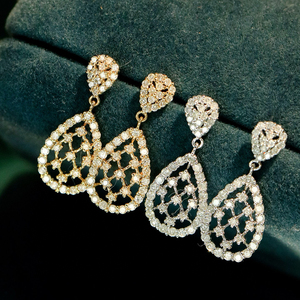 Aazuo – bijoux fins en or blanc massif 18 carats, or jaune, diamants véritables, boucles d'oreilles en forme de goutte d'eau, cadeau pour femmes, pour banquets élégants - Product Image 2