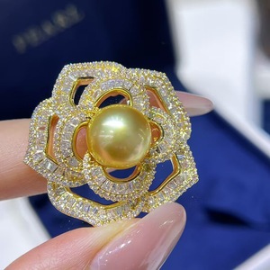 Broche de Flor de Perla Dorada Nanyang, Accesorio de Cristal de Moda con Diseño Hueco, Disponible al por Mayor y al Detal - Product Image 3