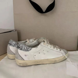 Sneakers GGBD in Vera Pelle di Oca Bianca, Antiscivolo e Comode, <span class=keywords><strong>Scarpe</strong></span> da Skateboard Stile Golden Dirty - Product Image 4