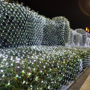ไฟประดับตกแต่งหน้าต่างแบบตาข่าย ไฟ LED กันน้ำสำหรับภายนอกอาคาร เหมาะสำหรับงานแต่งงาน ปาร์ตี้ คริสต์มาส สวน ลานบ้าน - Product Image 3