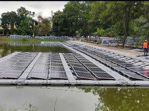 तैयार फ्लोटिंग pv सौर ऊर्जा संयंत्र औद्योगिक घर का उपयोग एनोडाइज्ड एल्यूमीनियम या एचडीपे फ़जियान - Product Image 2