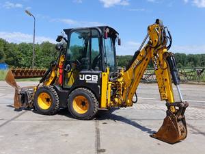 Retroexcavadora Usada JCB 1CXT-HF con Motor Cummins, Alta Eficiencia de Combustible, Carga Nominal de 400 Toneladas, Modelo 2023, Motor, Caja de Cambios y Bomba - Product Image 4