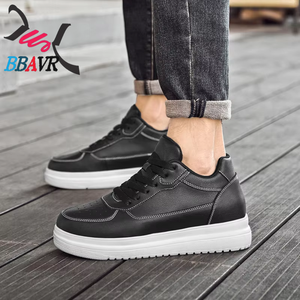 Zapatillas Blancas Ligeras para Hombre, para Skateboarding, con Aumento de Altura, para Caminar en Verano, con Forro de Malla Transpirable y Cómodas - Product Image 4