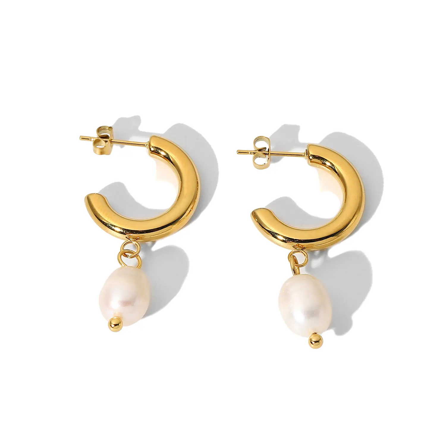 Sanlan-Schmuck elegante echte Perlen-Huppen-Ohrring grundlegende Huppen-Ohrringe Edelstahl-Ohrring Party-Schmuck