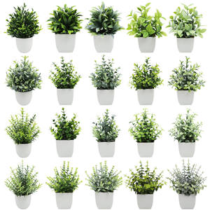 Plante verte artificielle 15cm petite en plastique en pot maison salon <span class=keywords><strong>balcon</strong></span> bureau aménagement paysager plante verte bureau en pot - Product Image 1