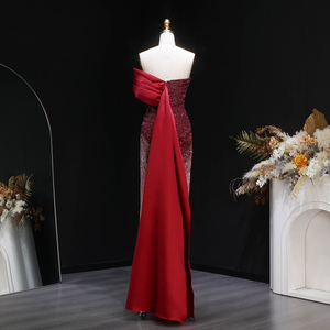 Abito da sera formale Sharon Said SS530 da <span class=keywords><strong>donna</strong></span>, bordeaux sfumato, con perline, senza spalline, modello a sirena, con mantella asimmetrica in raso - Product Image 5