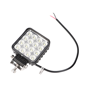 Barre lumineuse LED carrée universelle ADT 64W 4,3'' pour camion tout-terrain, VTT, SUV, cube, spot, antibrouillard, phare de conduite - Product Image 1