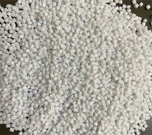 High Transparency China Supplier Virgin/Recycled <b>PET</b> CR-8863 <b>PET</b> Chips for Oil Bottles/Carbonated Drink Bottles - Product Image 4