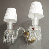 Applique murale de luxe moderne en cristal avec bras en verre torsadé pour la maison, l'hôtel, la chambre à coucher, le salon – Éclairage mural de luxe