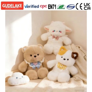 Peluche Orso e Gatto Rossi con Imbottitura Super Morbida in Poliestere e Cotone PP, Adorabile Design a Tre Fiori, Regalo di Compleanno per Bambini - Product Image 1