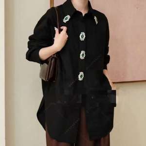 Vente en gros 2025 Automne Nouvelle Arrivée <span class=keywords><strong>Blanc</strong></span> <span class=keywords><strong>Noir</strong></span> Coton Chemises Blouses pour Femmes Manches Longues Lâche Casual Tops <span class=keywords><strong>Femme</strong></span> Vêtements - Product Image 1