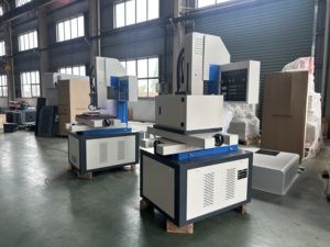 Dd703.30 trục chính servo du lịch lỗ nhỏ tia lửa xói mòn khoan EDM máy - Product Image 2