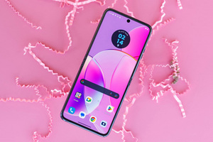 Teléfono Celular GSM-FIX Razr 40 5G, Snapdragon 8+Gen1, Pantalla Plegable de 6.9 Pulgadas, 144Hz, Cámara de 64MP, 4200mAh, ROM Global - Product Image 2