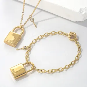 Exquisite Aura 18K Gold Plated New Design Gold Necklace For Women