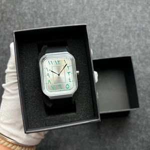 นาฬิกาควอตซ์แฟชั่นทันสมัยเรียบง่ายสร้างสรรค์สำหรับผู้หญิง สีเขียว หน้าปัดสี่เหลี่ยม ตัวเลขแบบอารบิก ขายส่ง - Product Image 5