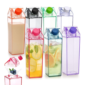 Bouteille d'eau en carton de lait en plastique PC vierge avec logo personnalisé avec gobelets de voyage et de jus d'<span class=keywords><strong>escalade</strong></span> en plein air - Product Image 1