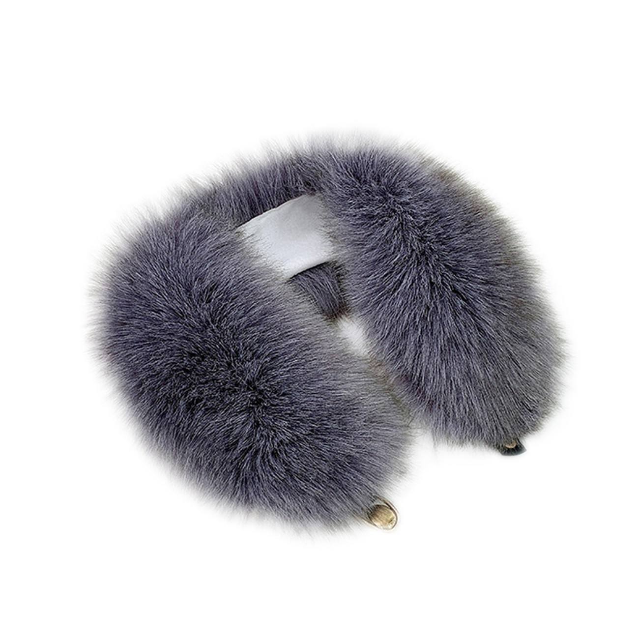 สีเทาเข้ม