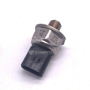 Sensor de Presión de Combustible Senwitt 0-100psi con Salida de Voltaje y Puerto Roscado para Motores Diésel Cat C18 C4.4 - Product Image 5
