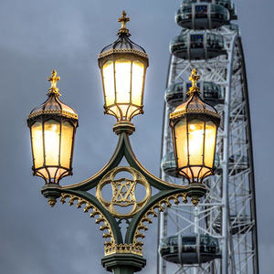 Personalizado estilo europeo IP65 impermeable LED decorativo poste de luz 3 cabezas de aluminio jardín calle parque luz paisaje - Product Image 4