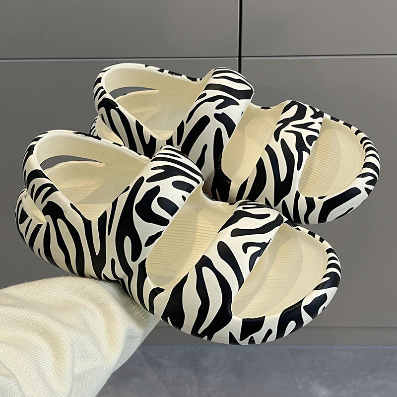 EVA Slippers Sandals Women Summer Cute Cartoon Cow Sandals Shoes Girls