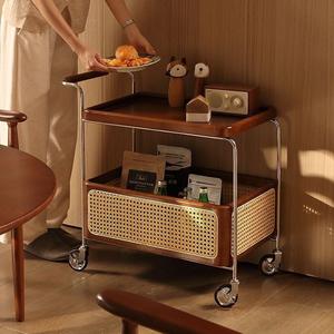 Chariot de service en bois massif avec panneau en rotin, chariot de rangement à structure en acier inoxydable pour salon, utilisation comme table basse - Product Image 1