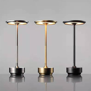 Lampe de table LED sans fil à <span class=keywords><strong>prix</strong></span> avantageux, en aluminium, moderne, rechargeable, portable, pour restaurant, lampe de bureau de luxe - Product Image 3