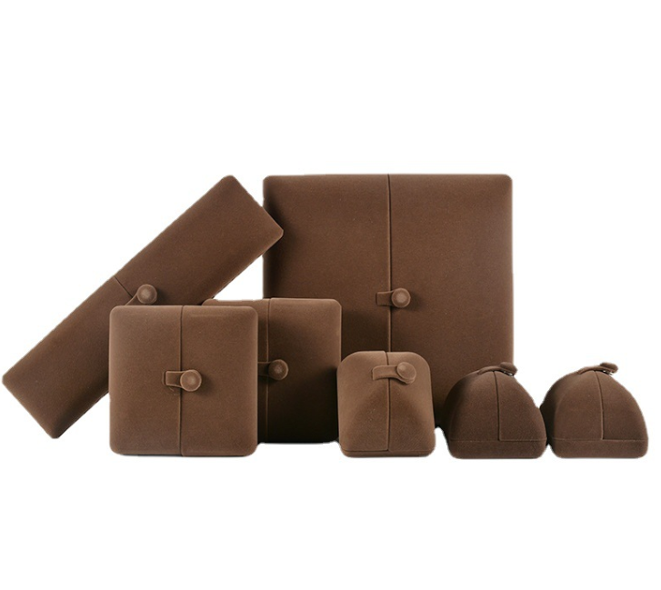 สีน้ำตาล