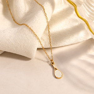 Collar de acero inoxidable personalizado, serie deportiva a la moda, chapado en oro de 18 quilates, con colgante de pelota de tenis de mesa para mujer. - Product Image 6