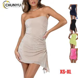 Damen sexy trägerlose Röhre plissiert rückenfrei schulterfrei seitlich geteilt Hem glitzernd Bodycon Minikleid für Club Party Kleid