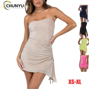 Vestido bodycon sem alças plissado com costas largas e bainha lateral brilhante para mulheres, minivestido para festa em clube