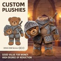Peluche d'Halloween personnalisée en gros : Chevalier Médiéval, Ours, Guerrier en Armure, Mascotte en Peluche, Uniforme Personnalisé (OEM)