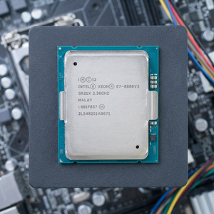 ใช้สำหรับ Xeon CPU E7-8880V3 2.3GHz 18-core processor สำหรับการใช้งานเซิร์ฟเวอร์ SR21X CM8064501550002 150W TDP - Product Image 3