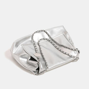 批发时尚奢华名牌设计师大号银色Pu皮革肩包手提袋女包 - Product Image 6