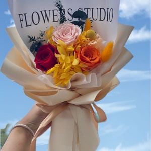 Cadeau <span class=keywords><strong>de</strong></span> la Saint-Valentin Bouquet <span class=keywords><strong>de</strong></span> roses éternelles pour <span class=keywords><strong>les</strong></span> <span class=keywords><strong>amis</strong></span> Cadeau d'anniversaire Cadeau <span class=keywords><strong>de</strong></span> la fête des mères Bouquet - Product Image 1