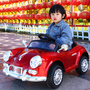 Auto Eléctrico Rosa para Niñas de 2 a 4 Años, Vehículo de Juguete de Plástico con Cuatro Ruedas, Control Remoto y Doble Tracción - Product Image 2