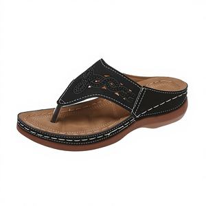 Sandales d'été confortables et polyvalentes à semelle épaisse pour femmes, style européen et américain, respirantes, séchage rapide, à bout ouvert - Product Image 1