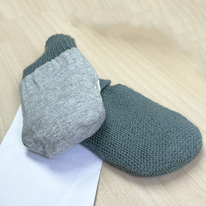 Wool all'ingrosso Unisex in lana Merino biologica lavorato a maglia caldo cuore Babys Mitten - Product Image 3